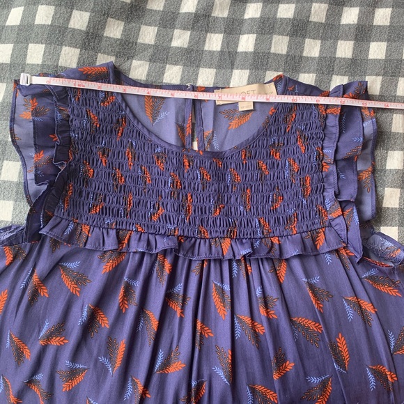 LOFT Patterned Blouse - Picture 7 of 8